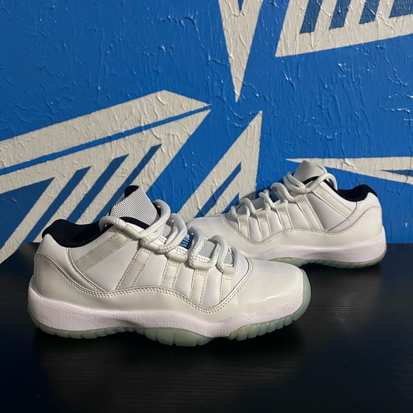 jordan retro 11 low legend blue outfit
